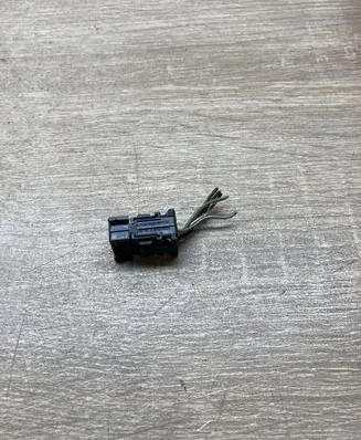 BMW 5 F10 F11 Plug wire 6909000