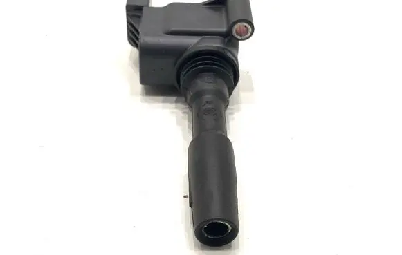 Skoda Kamiq High voltage ignition coil 05E905110A