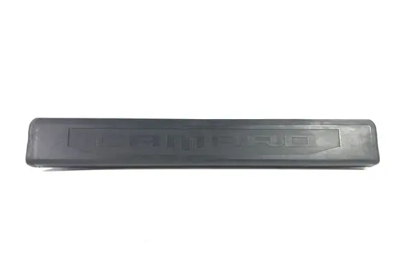Chevrolet Camaro Front sill trim cover 917326291 10306