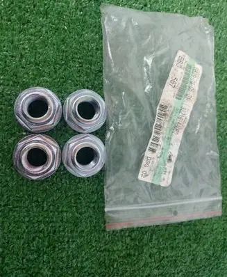 Nissan Pixo Rear wheel hub NV100