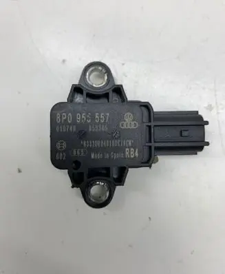Audi A4 S4 B7 8E 8H Airbag deployment crash/impact sensor 8P0955557 050305 010748