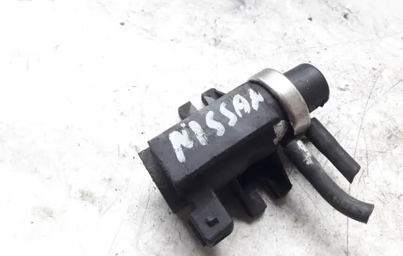 Nissan X-Trail T30 Vacuum valve 14956AW400