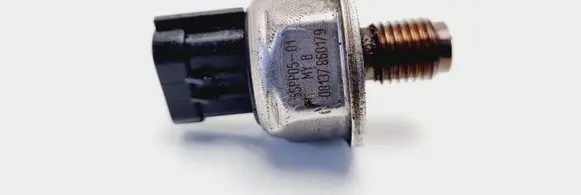 Fuel pressure sensor