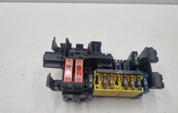 Mercedes-Benz E W238 Fuse module A2059067200 2059067200