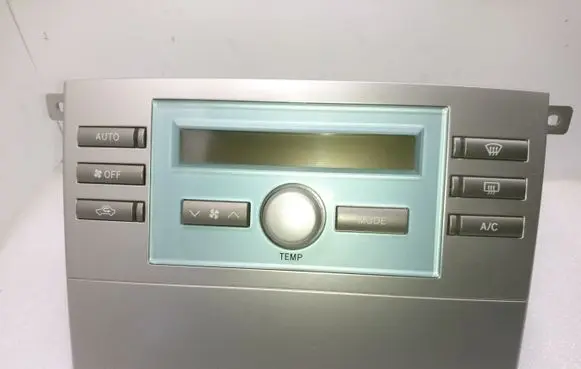 Toyota Corolla Verso AR10 Climate control unit 559020F010 559000F030