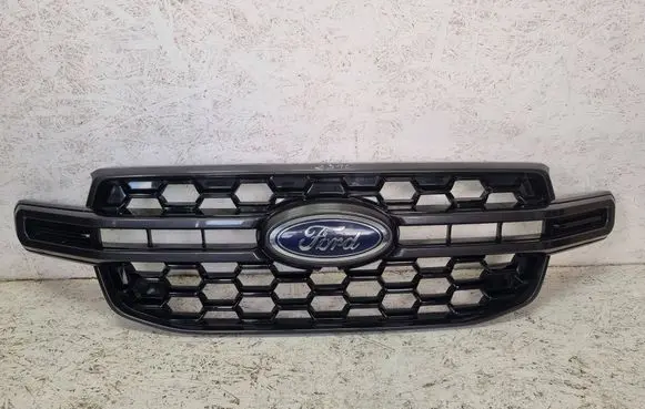 Ford Ranger IV Front bumper upper radiator grill