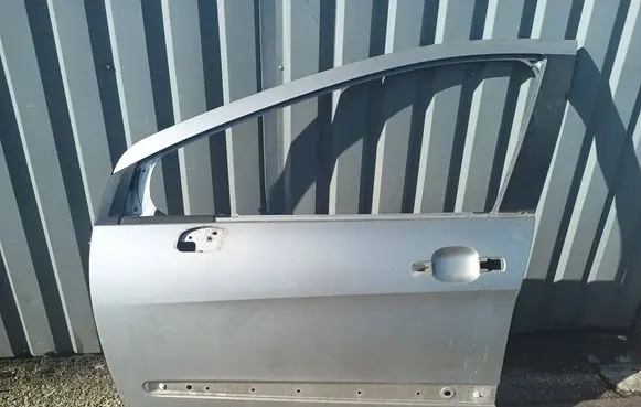 Peugeot 308 SW Front door 