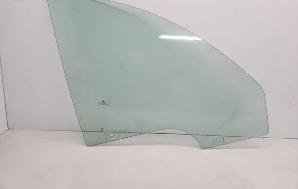 Skoda Octavia Mk2 (1Z) Front door window glass four-door DOT24M68AS2 43R00048 1Z162270063