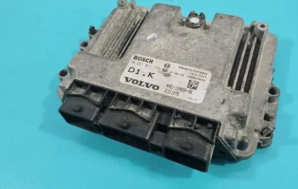 Volvo C30 Engine control unit/module ECU 0281011775 IMPRK1569214