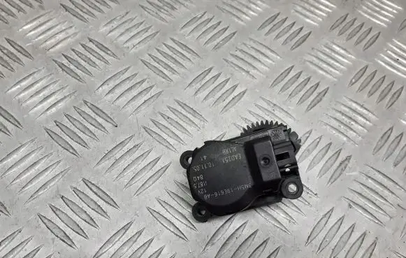 Ford Focus Central body control module 3M5H-19E616-AB