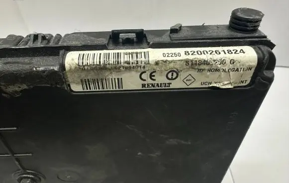 Renault Megane II Comfort/convenience module 8200261824
