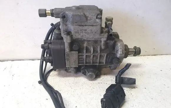 Volkswagen II LT Fuel injection high pressure pump 0460415983