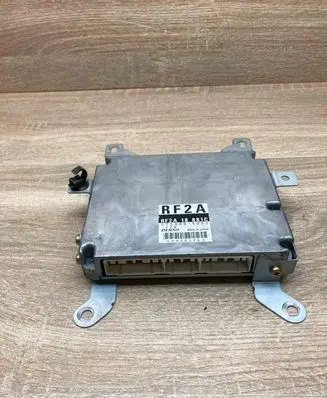Mazda 626 Engine control unit/module ECU RF2A18881C 2758005032