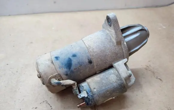 Subaru Legacy Starter motor S5023