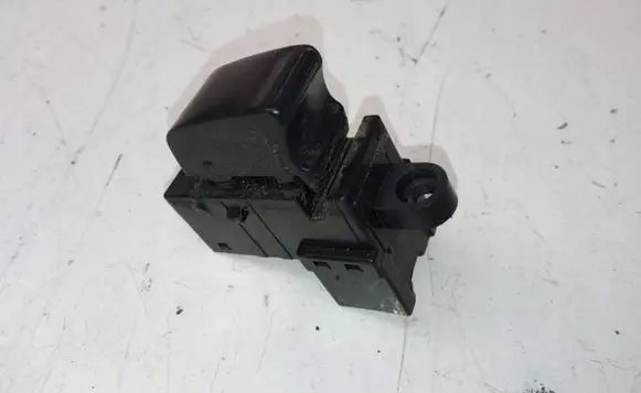 Nissan Primera Quarter vent window switch 