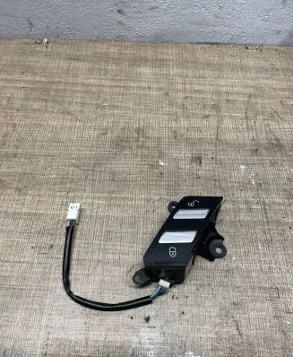 Central locking switch button
