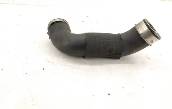 Mercedes-Benz E W211 Intercooler hose/pipe 2115282982 2115281982