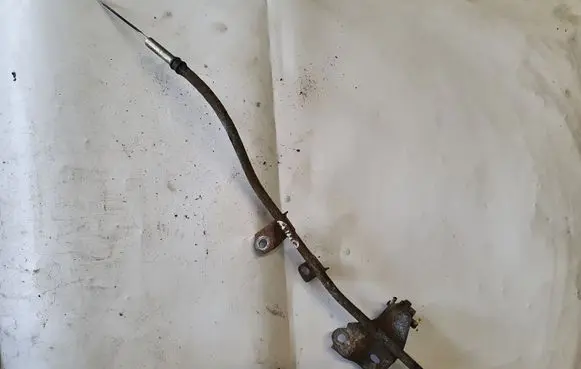 Toyota Corolla Verso E121 Oil level dip stick NOCODE