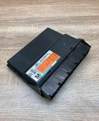 Ford Mondeo Mk III Comfort/convenience module 3S7T15K600MB 5WK48753C