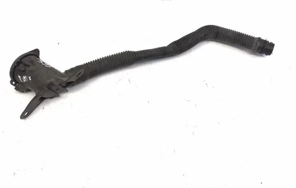 BMW 7 E65 E66 Window washer liquid tank fill tube 7009125 61667009125 B429