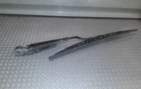 Chrysler Voyager Rear wiper blade 