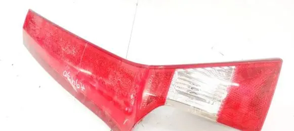 Tailgate rear/tail lights