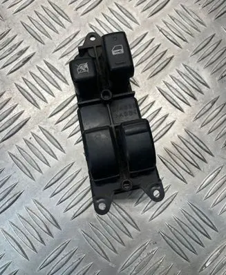 Toyota Corolla Verso E121 Electric window control switch 514696
