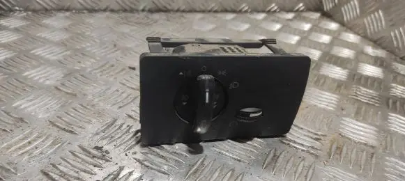 Ford Mondeo Mk III Light switch 1S7T13A024DB