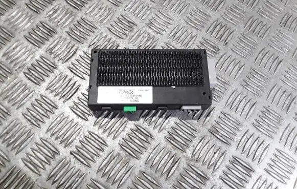 Ford Focus Tow bar trailer control unit/module AM5J19H378AD