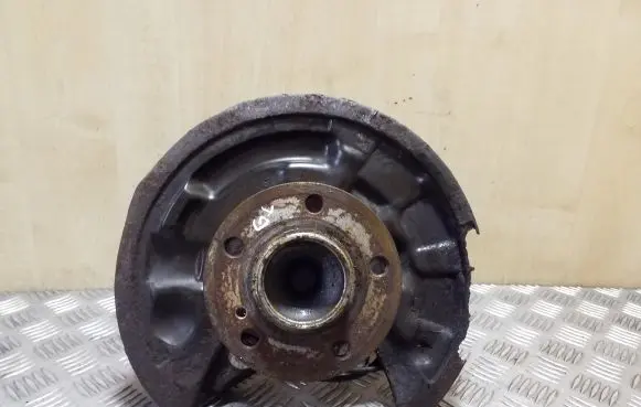 Mercedes-Benz B W246 W242 Rear wheel hub 2460306