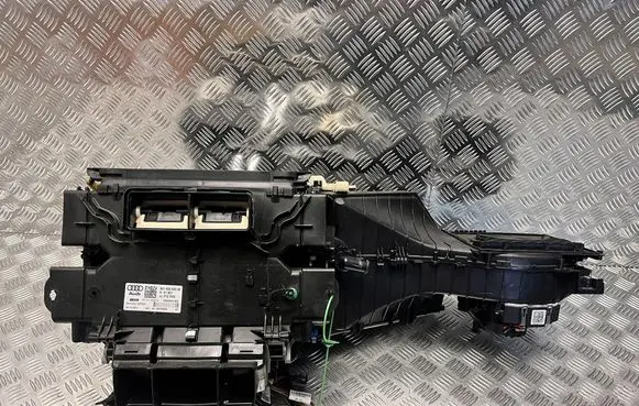 Audi Q5 SQ5 Heater blower radiator 8K1820005BE