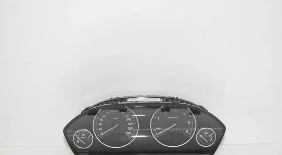 BMW 3 F30 F35 F31 Speedometer (instrument cluster) 9232895 5A03A27 62105A03A27