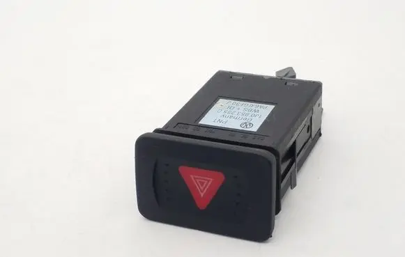 Volkswagen Golf IV Hazard light switch 1J0953235C