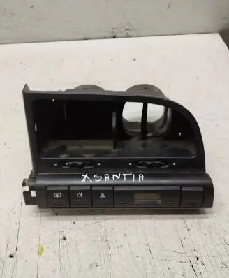 Citroen Xantia Center console