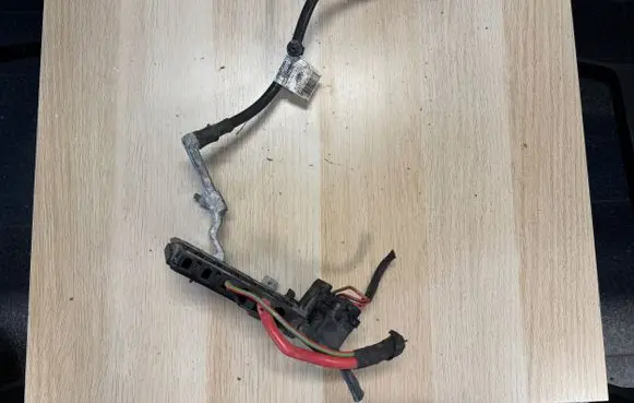 Volkswagen Up Positive cable (battery) 1S0971228A