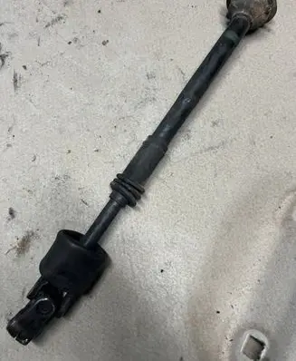 Mitsubishi Pajero Steering column universal joint