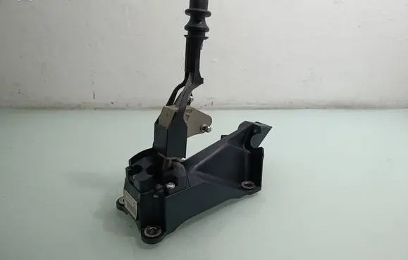 Nissan Qashqai Gear selector 20163293