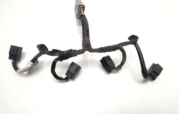 Citroen C4 I Fuel injector wires 9654913680