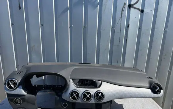 Mercedes-Benz B W246 W242 Dashboard 