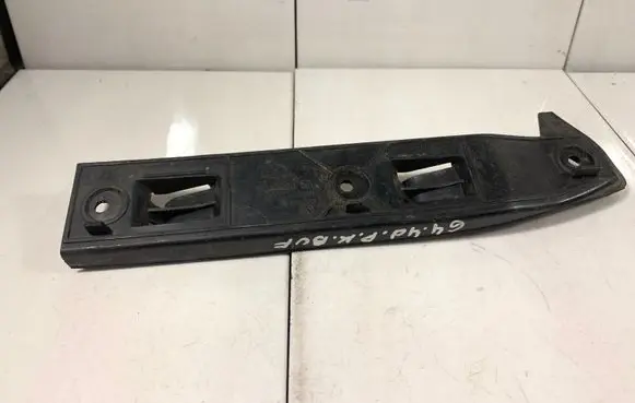 Volkswagen Golf IV Front bumper mounting bracket 1J0807183A