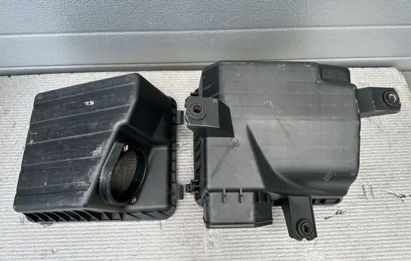 Hyundai Terracan Air filter box 28111H1930 28112H1915
