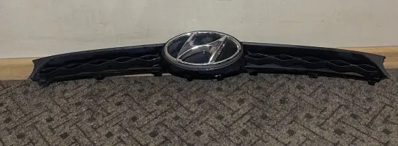 Hyundai i10 Front bumper upper radiator grill 86351B9000