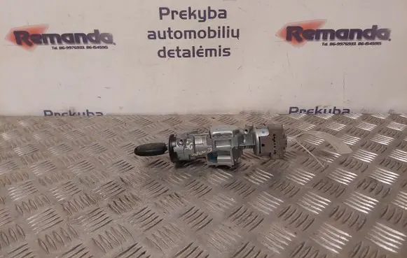 Ford Focus C-MAX Ignition lock 3M513F880AC