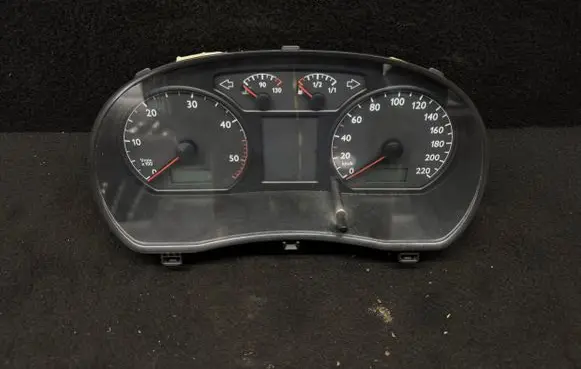 Volkswagen Polo Speedometer (instrument cluster) 6Q0920800M