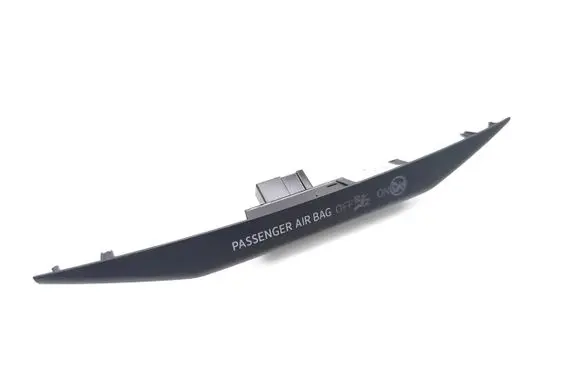 Passenger airbag on/off switch