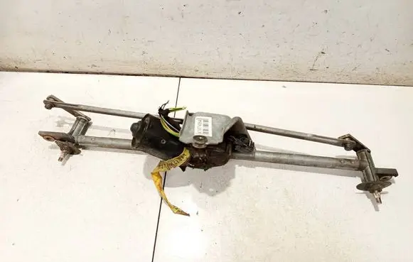 Volkswagen Golf III Front wiper linkage and motor 1h0955325