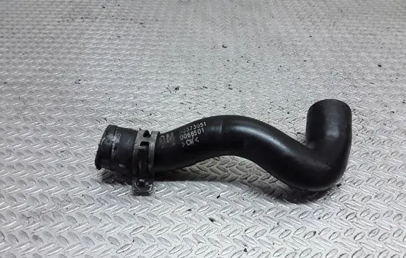 Opel Astra G Breather/breather pipe/hose 90573051