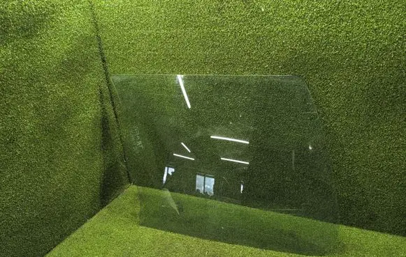 Opel Vivaro Front door window glass four-door 43R000464 DOT39AS2M33