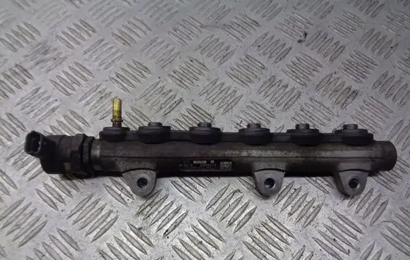 Renault Espace IV Fuel main line pipe 8200426550