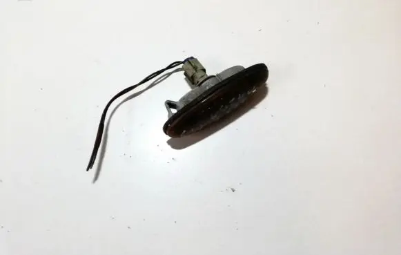 Mazda 323 Front fender indicator light
